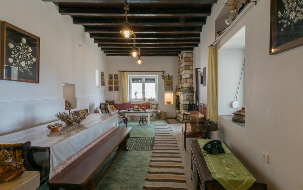 Sea View Traditional Holiday home *